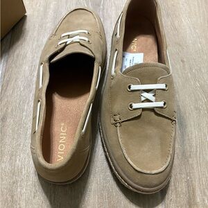 Vionic women’s bay Loafers